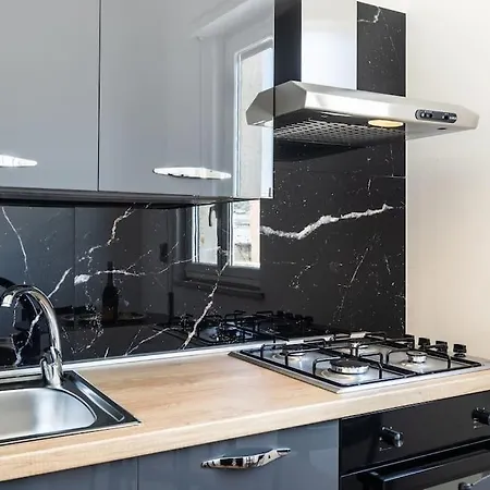 Mansarda Aurispa דירה *